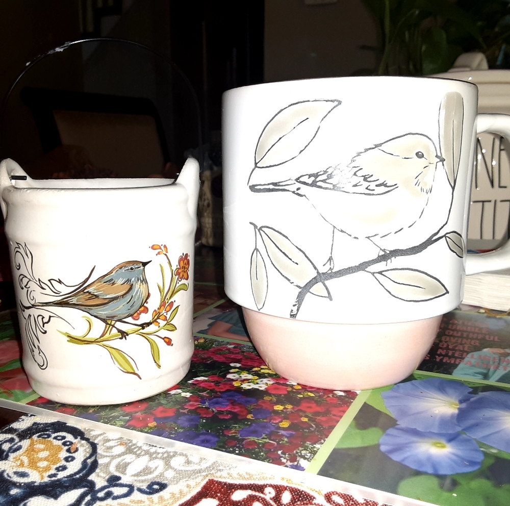 Lot of 2 bird pieces. Mug and basket new